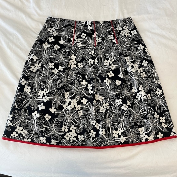 B.I.Y.A.Y.C.D.A Black & White Floral Print Skirt Red Trim Medium - Picture 4 of 8